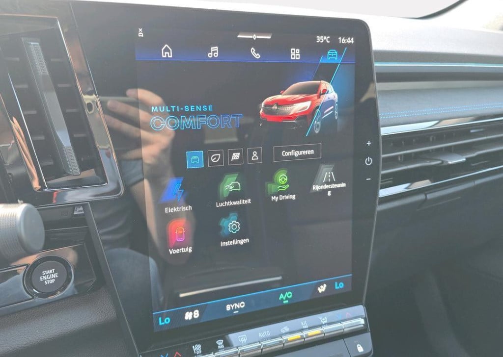 Renault Austral 1.2 e-tech full hybrid 200 techno esprit alpine - elektrisc