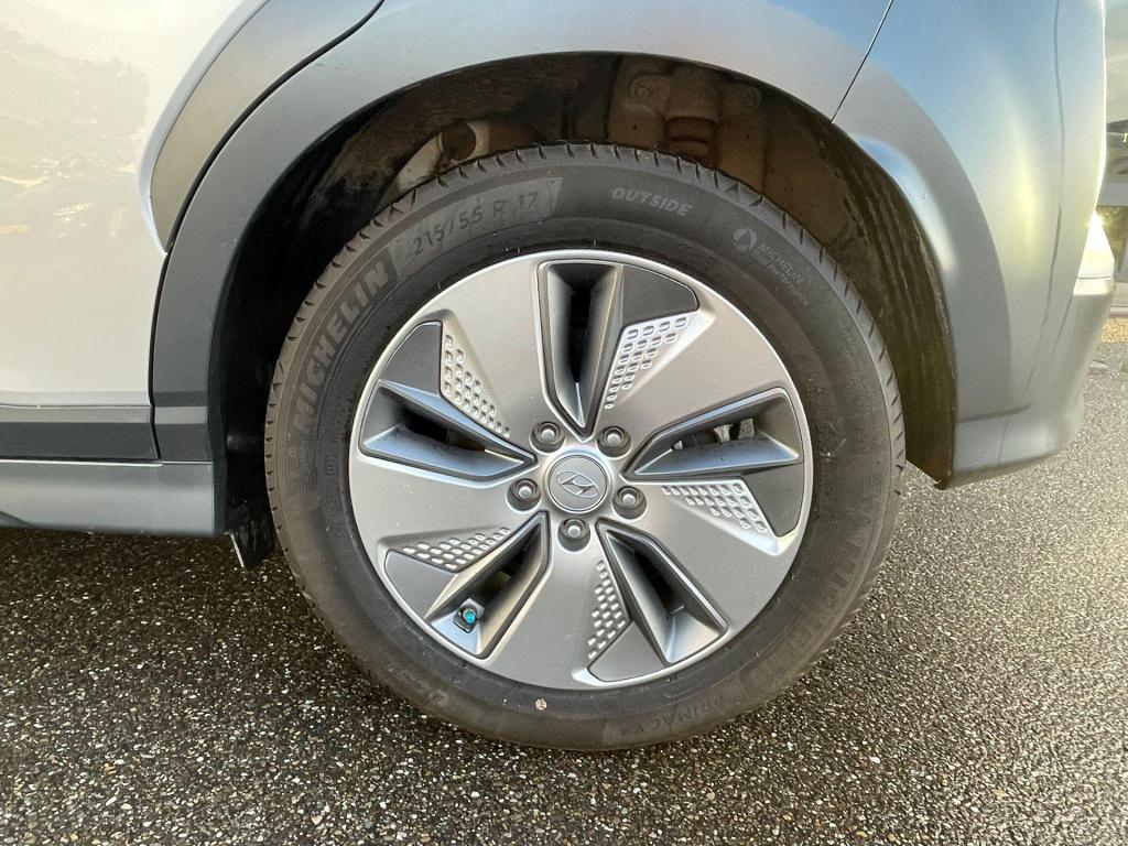 Hyundai Kona ev premium 64 kwh