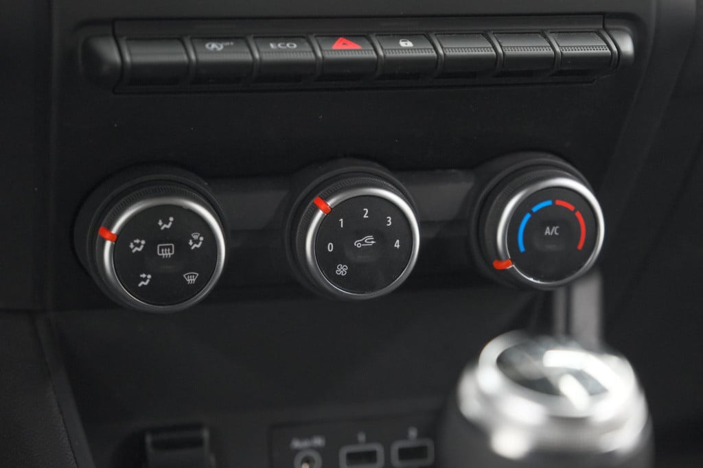 Renault Captur tce 90 zen | camera | apple carplay | parkeersensoren | navi