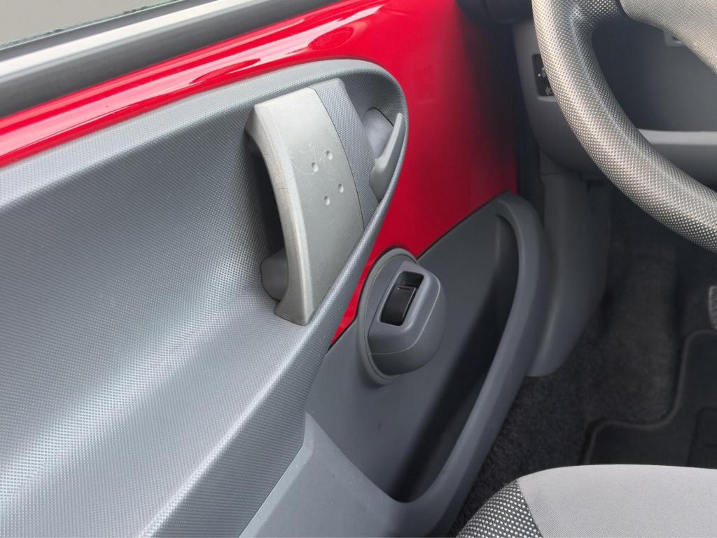 Peugeot 107 1.0-12v xr airco carplay 5 deurs