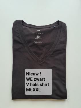 Nieuw zwart V-hals shirt van WE Maat XXL