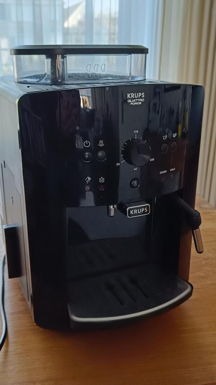 Krups EA8110 volautomatische espressomachine