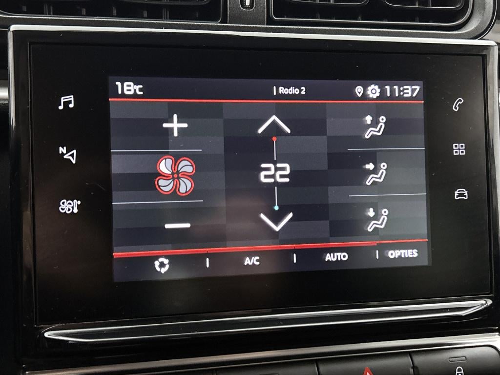 Citroen C3 82 pk shine | rijklaar | trekhaak | stoelverwarming | apple carp