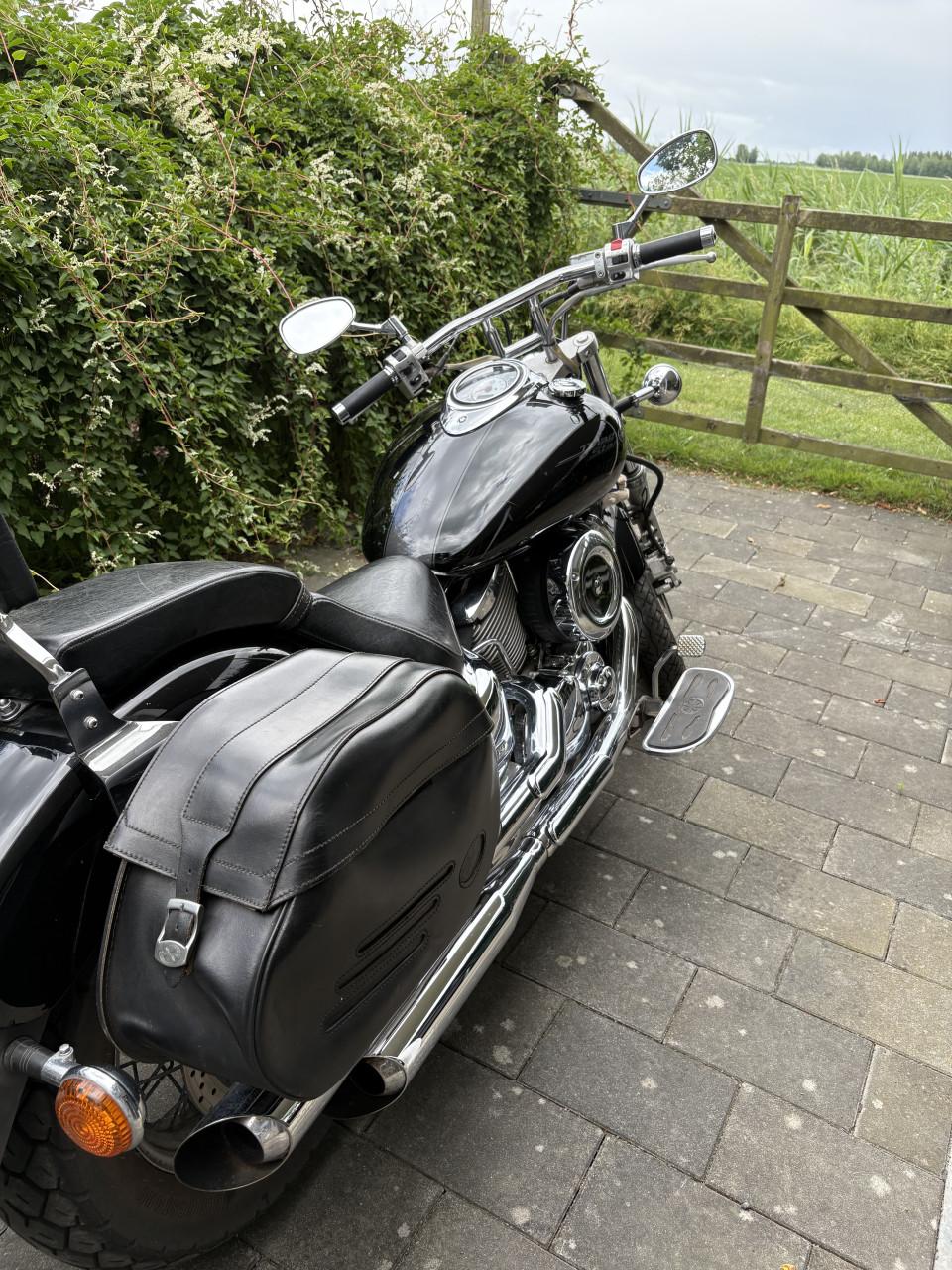Yamaha DragStar 1100 Classic | 2002 | 43.370 km | Vance & Hines