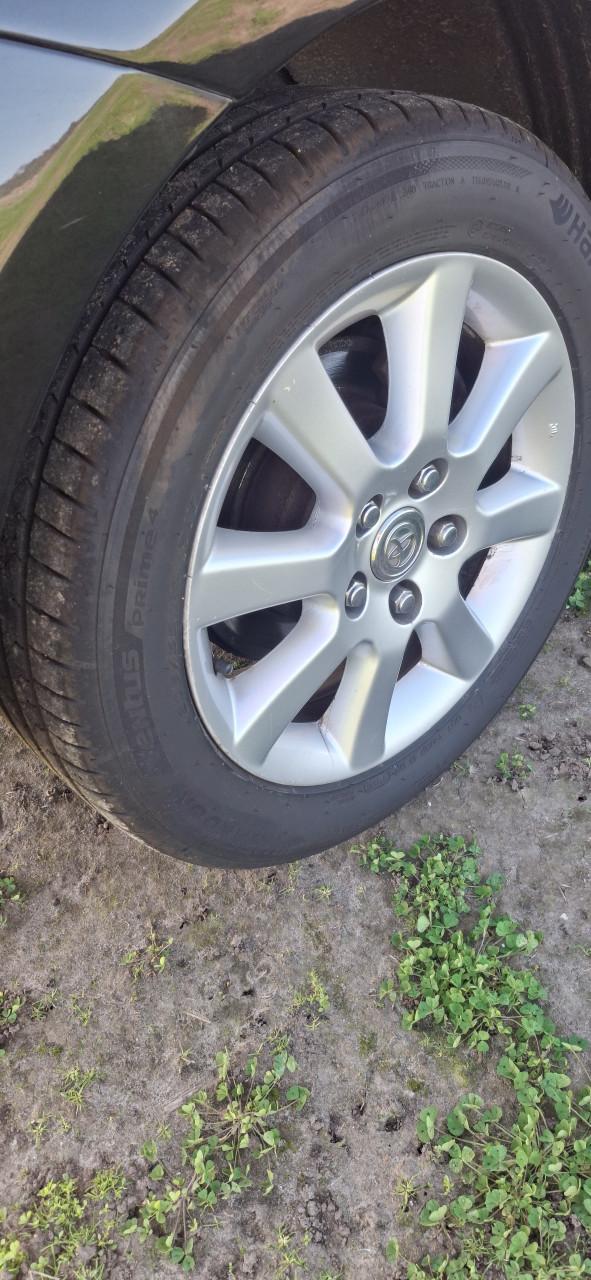 Toyota Corolla Verso 1.8 / 5-deurs zwart