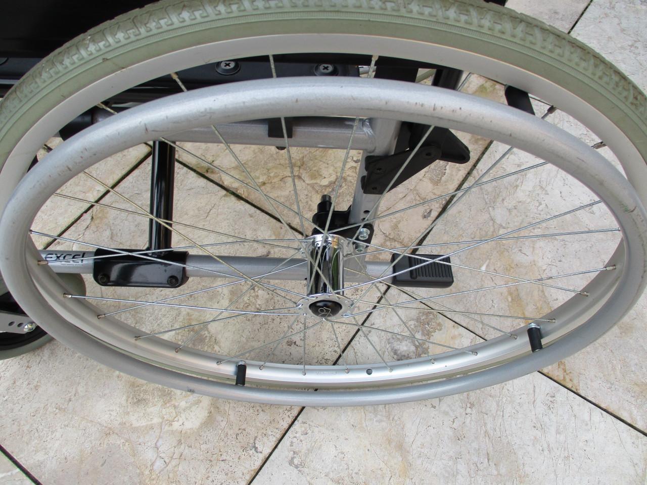 Nieuw Excel G -ECO opvouwbare lichtgewicht rolstoel met anti-lekbanden