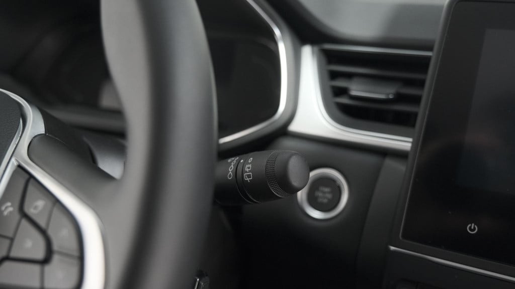 Renault Captur mild hybrid 140 edc techno | apple carplay | parkeersensoren
