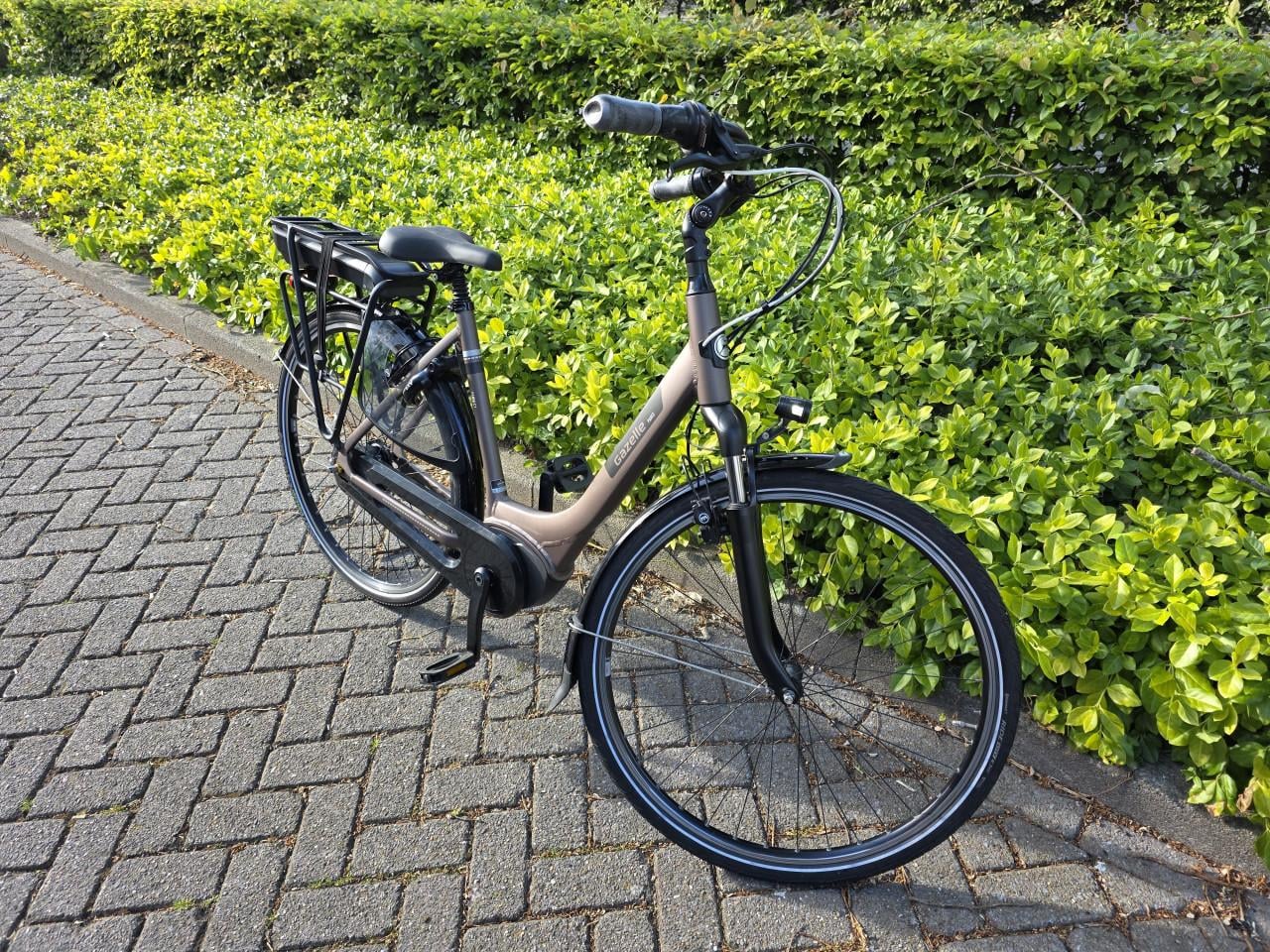 Keurig nette Gazelle Paris met Bosch middenmotor