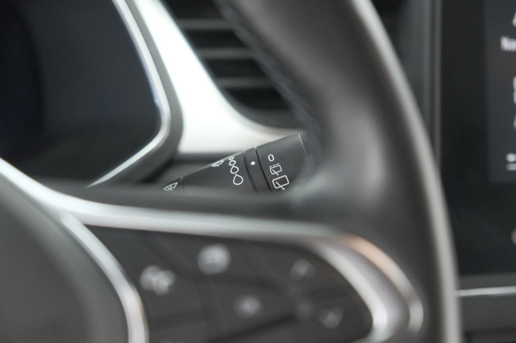 Renault Captur 1.6 e-tech plug-in hybrid 160 intens | trekhaak | camera | n