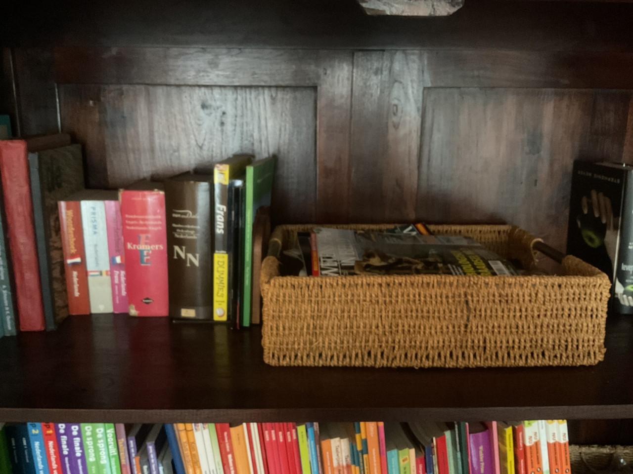 Massieve Teakhouten kast gekocht bij Frederik Interieurs