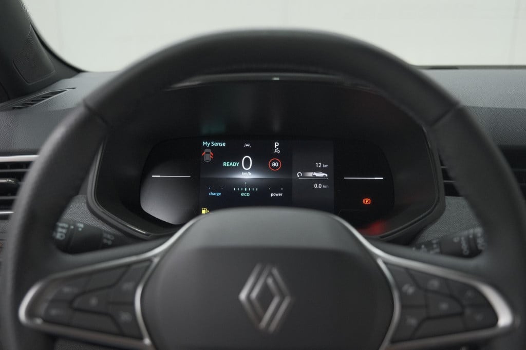 Renault Clio 1.6 e-tech full hybrid 145 techno | 360 camera | navigatie | a