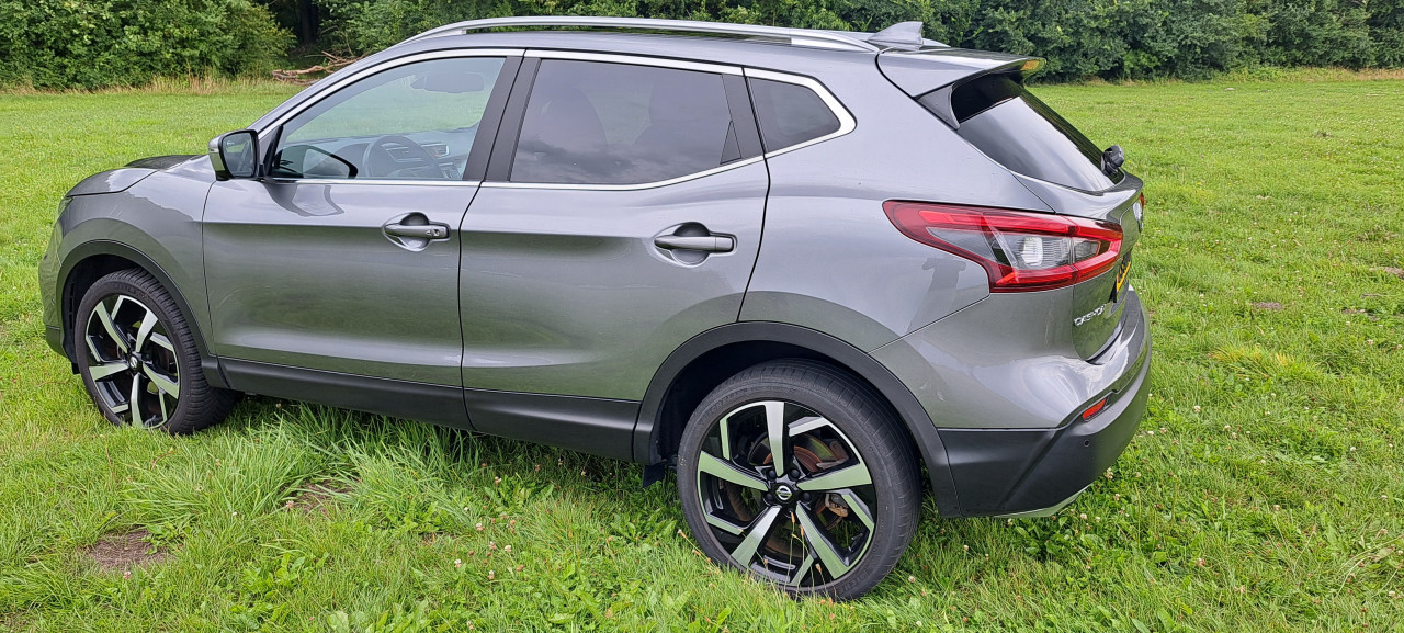 Nissan Qashqai Tekna +