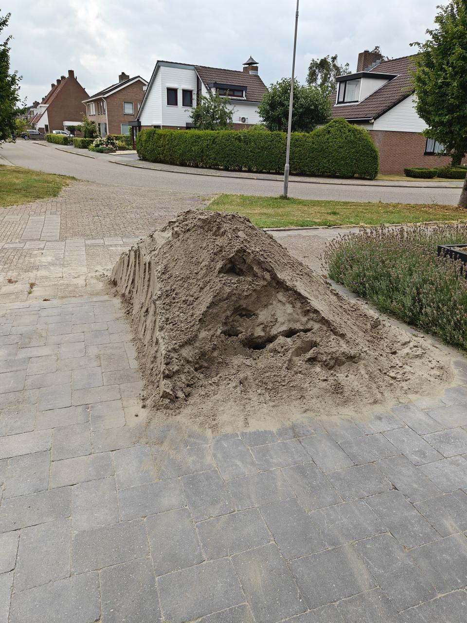 2 kuub zand (of iets meer) gratis af te halen in Arnemuiden