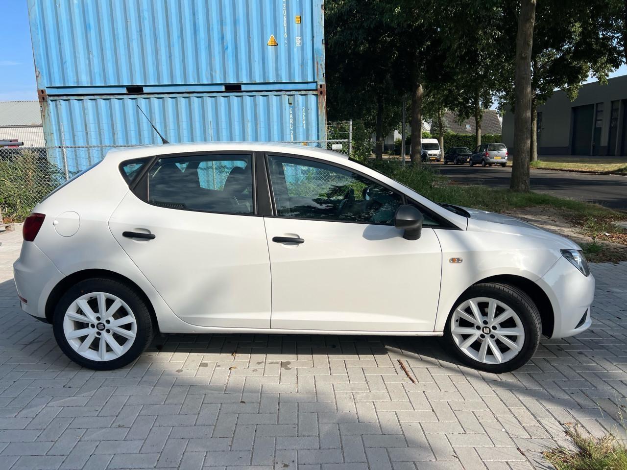 Seat Ibiza SC 1.2TSI Style Airco/Cruise/ Jaar apk