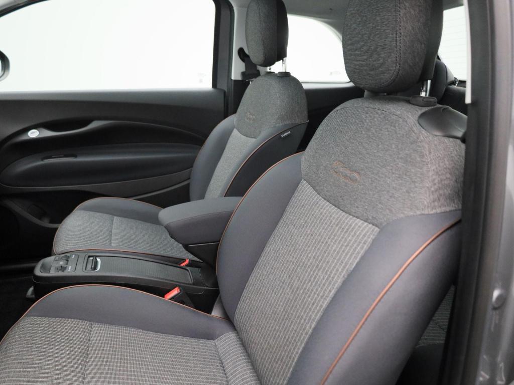 Fiat 500e 500e 42 kwh icon | achteruitrijcamera | stoelverwarming | apple c