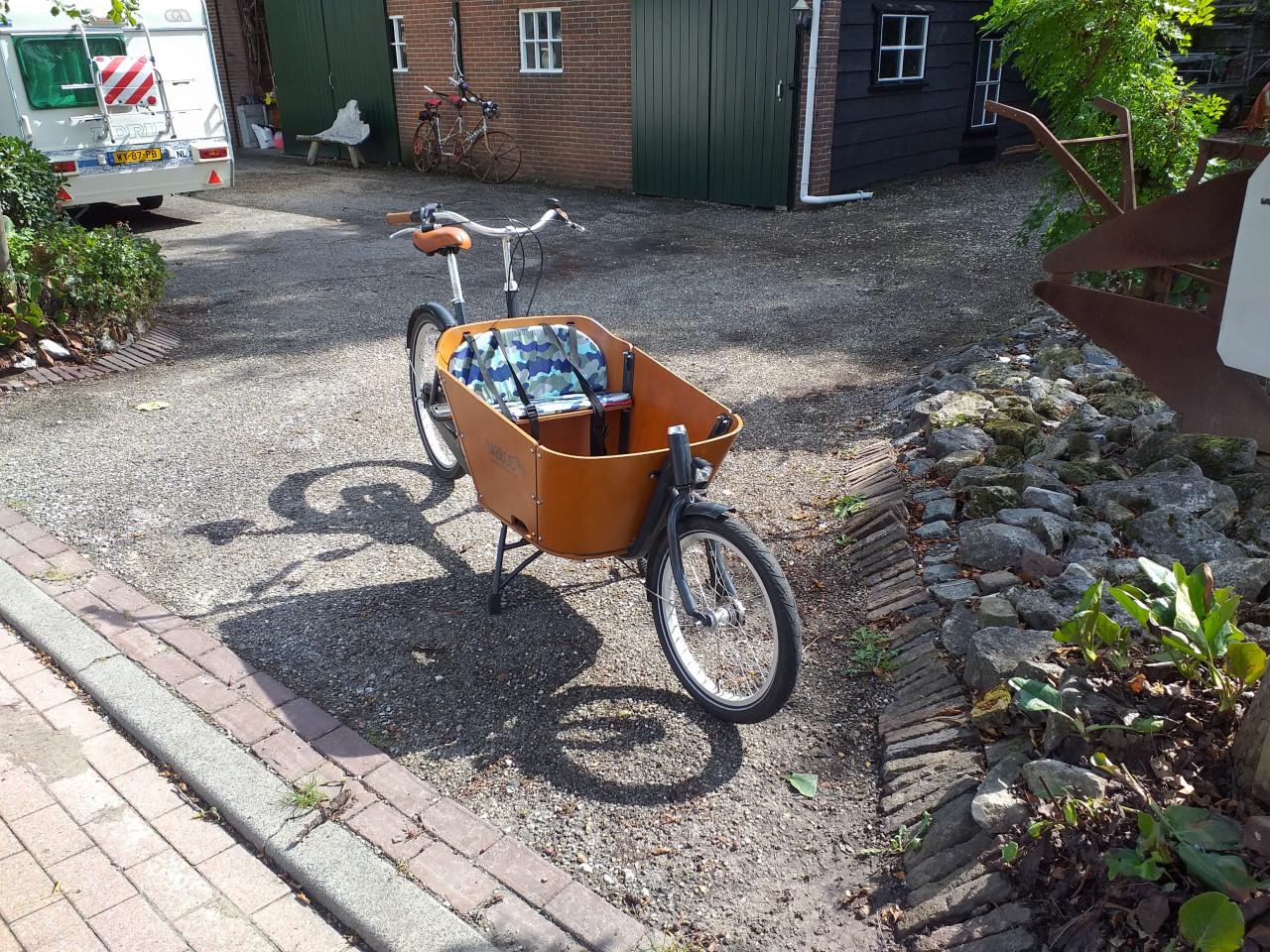 """MOOIE BABBOE CITY BAKFIETS ZO GOED ALS NIEUW (((niet elektrische)))""""