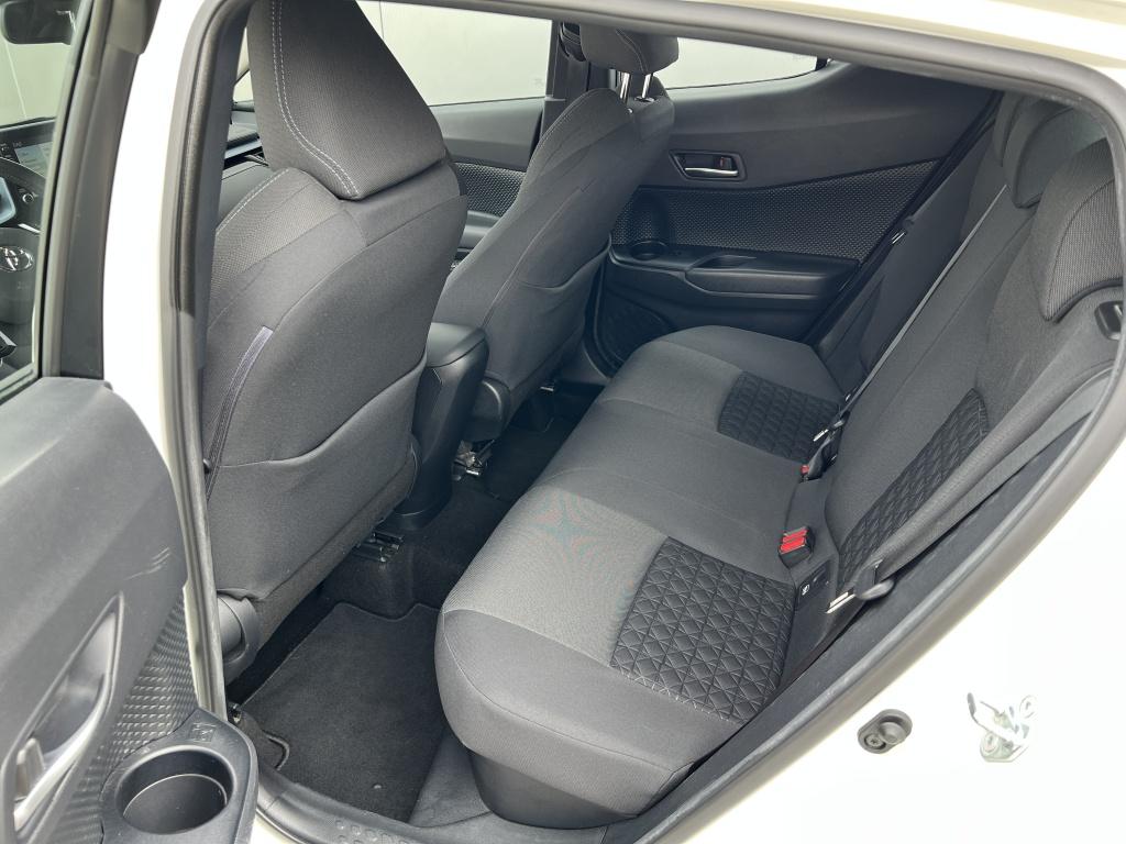 Toyota C-hr 1.8 hybrid dynamic