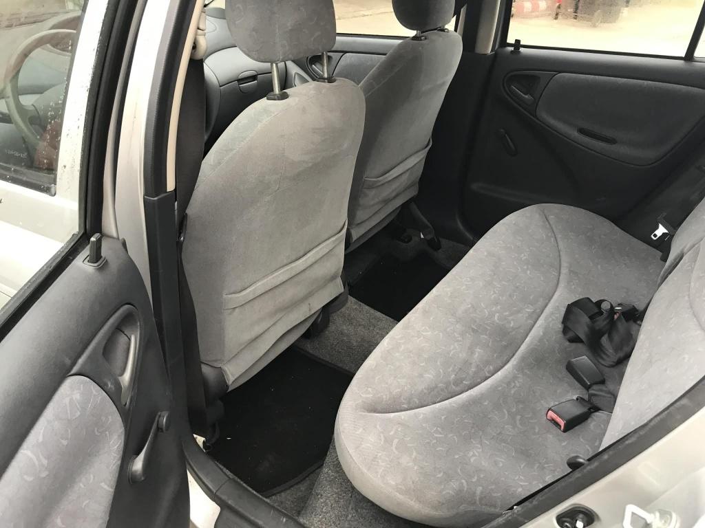 Toyota Yaris 1.3-16v vvt-i sol