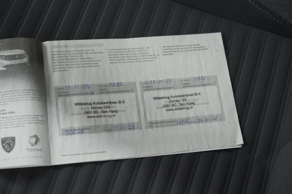 Peugeot 208 1.2 puretech style | parkeersensoren | navigatie | apple carpla