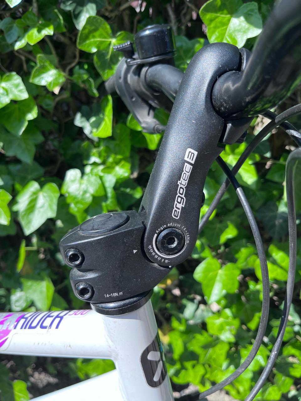 Mountainbike b-twin rock rider 300 Shimano 21 versnellingen 26 inch