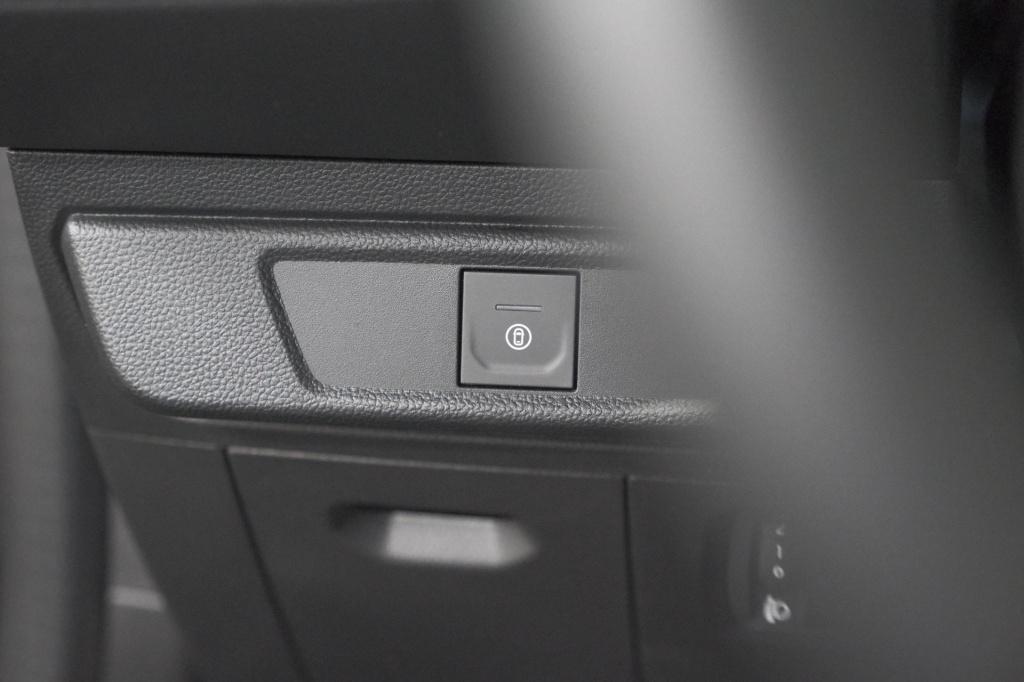 Dacia Jogger 1.6 hybrid 140 extreme | 7 zitplaatsen | camera | dodehoekdete