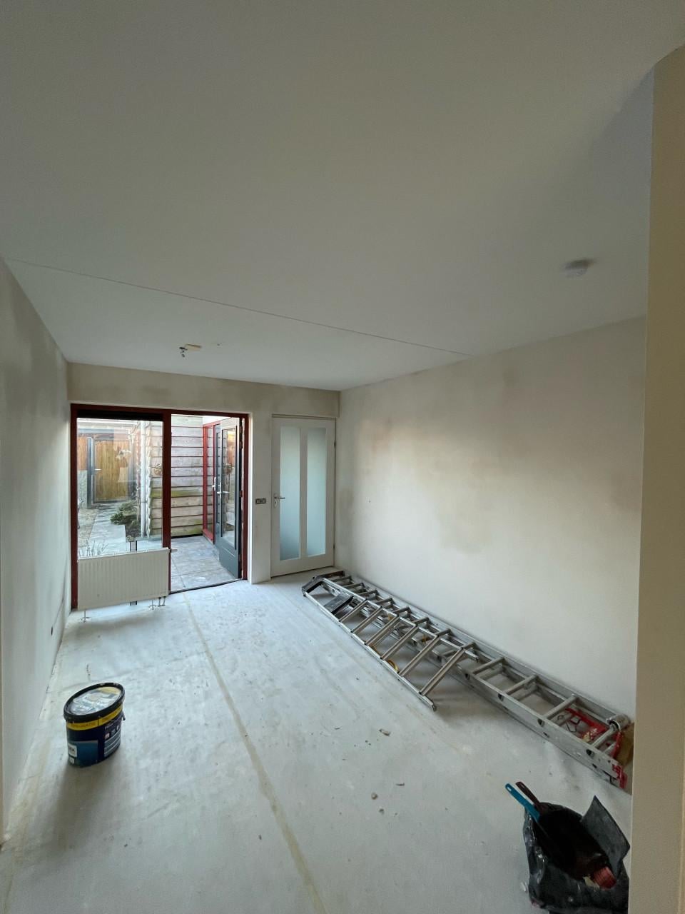 Stukadoors & Schillderwerk: 0687255401