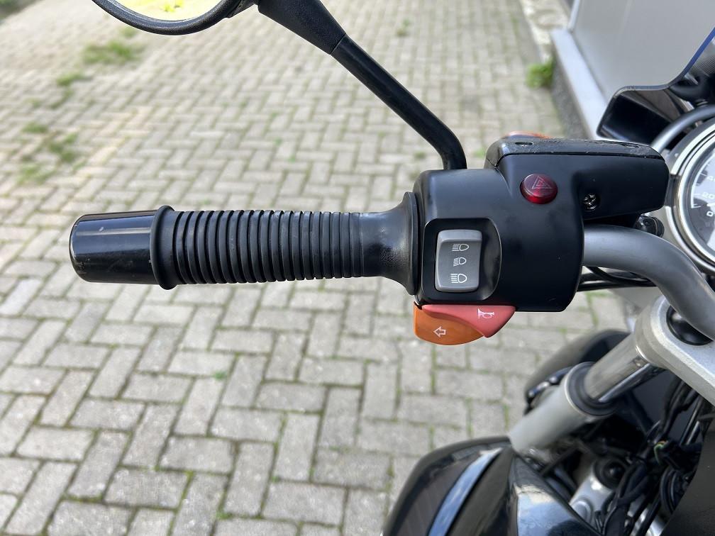 Degelijke BMW R1150R uit 2003 met ABS, 75 dkm, nieuwe koppeling €2250,-