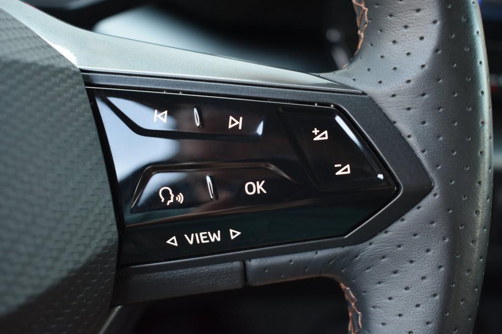 Cupra Born business one 62 kwh soh 91,6% | camera | acc | sfeerverlichting 