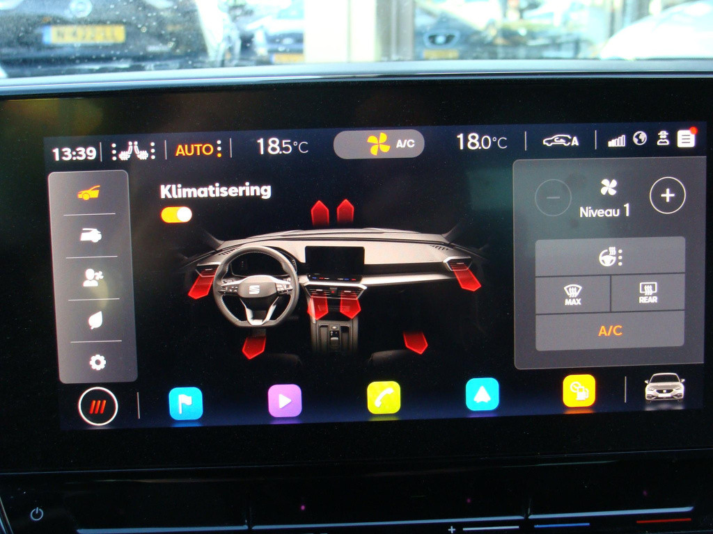 Seat Leon 1.0 tsi 110pk style business intense virtual display apple carpla