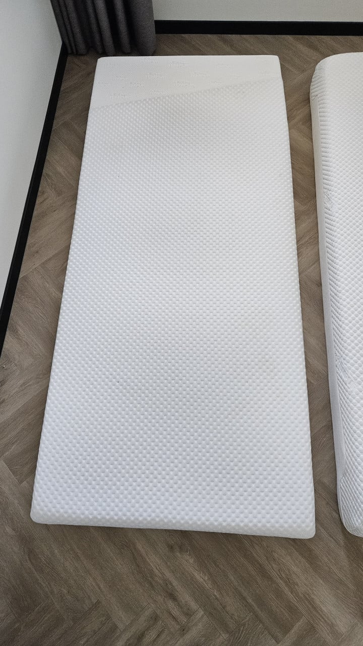 TEMPUR matras 2X ( serie CLOUD, 22 cm dik )