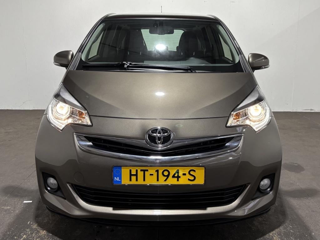 Toyota Verso-s 1.3 vvt-i dynamic | lage km-stand |