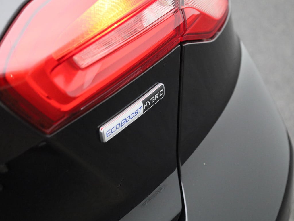 Ford Focus 1.0 ecoboost hybrid st line x business | lmv | parkeer sensoren 