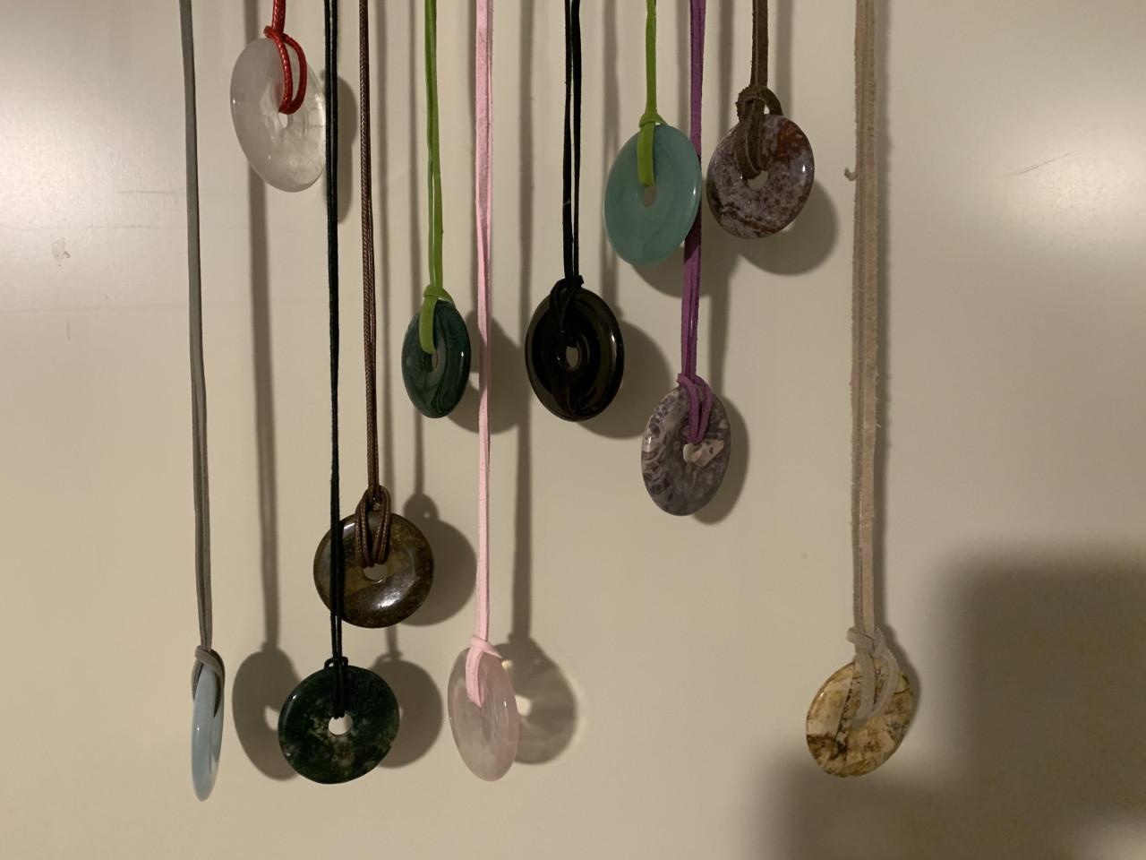 Halfedelstenen "donuts" hangers
