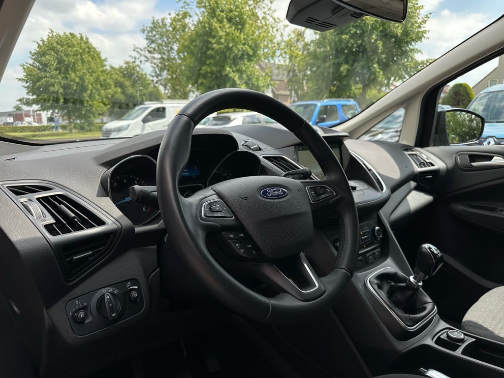 Ford C-max 1.0 ambiente // 55.000km //