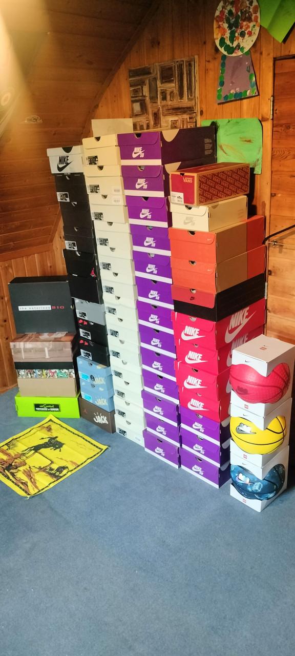 54 paar schoenen bulk partij Nike