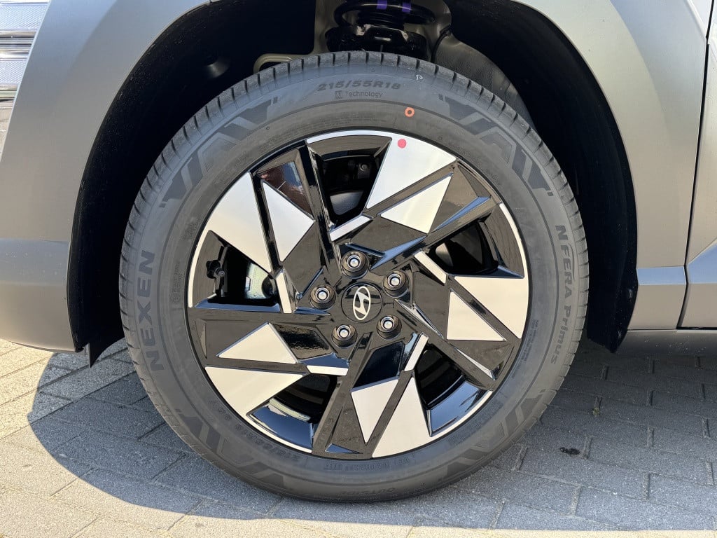 Hyundai Kona 1.6 gdi hev comfort smart | navigatie | elek. kofferbak | crui