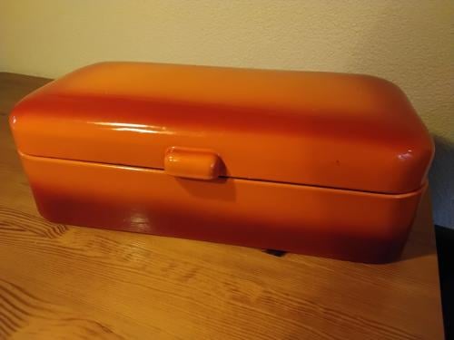 Vintage emaille broodtrommel