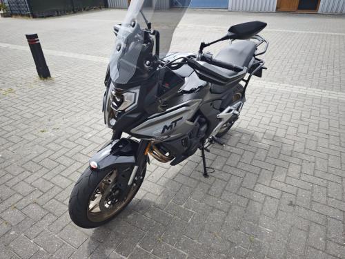 Motor cfmoto 700 mt