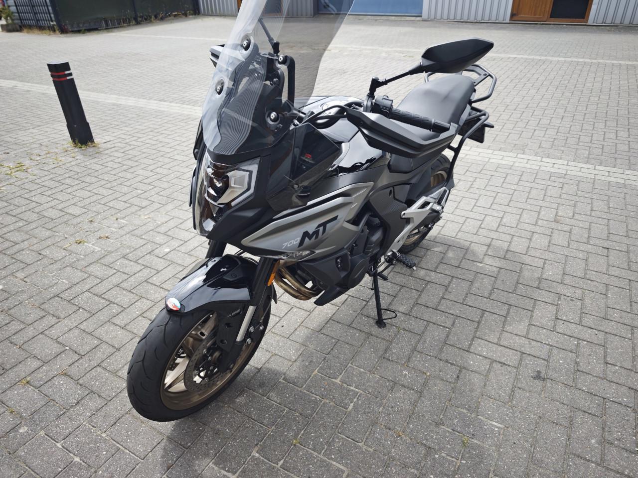 Motor cfmoto 700 mt