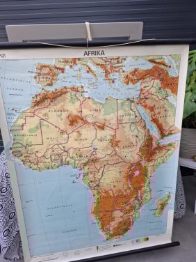 Vintage schoolkaart Afrika 1980.
