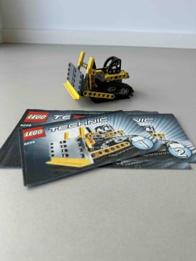 Lego Technic Bulldozer 8259