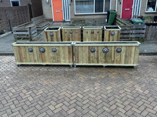Zeeuwse knop bloembakken projecten ter inspiraties L200 x B35 x H85