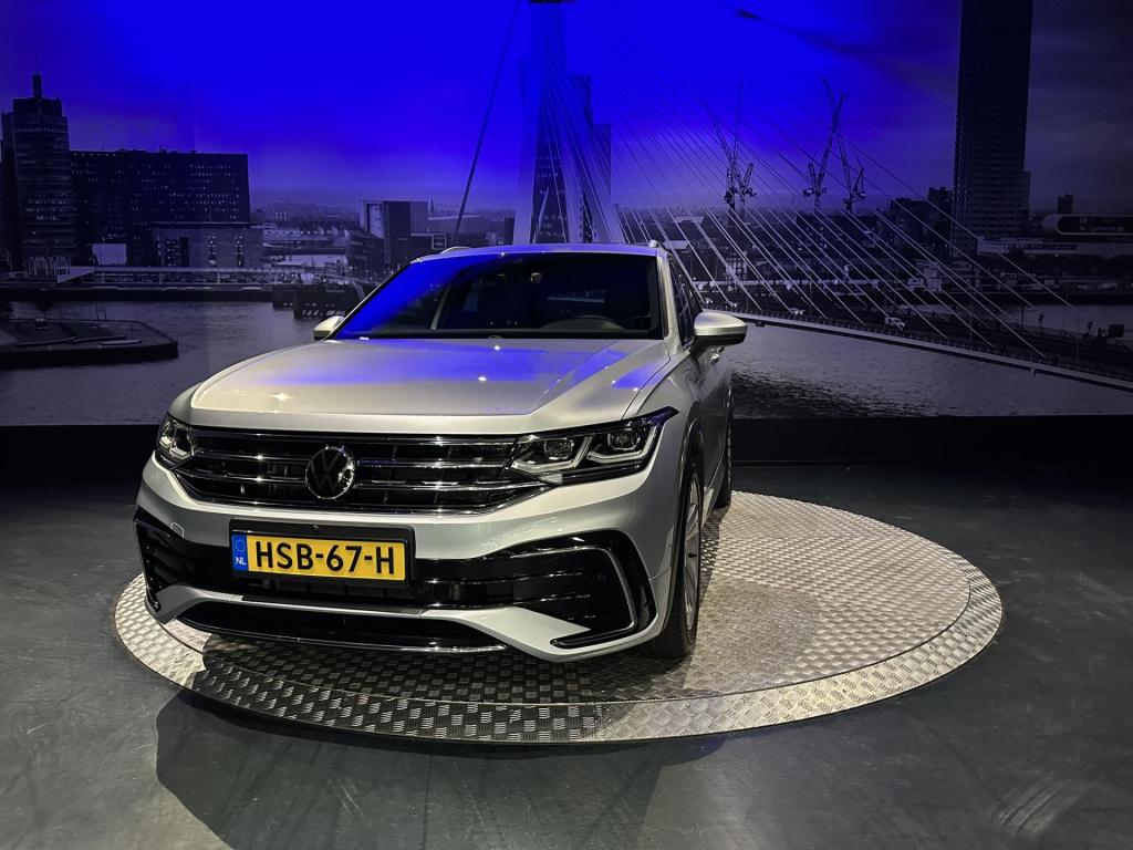 Volkswagen Tiguan 1.4 tsi ehybrid r-line business+ *pano*memory*sfeerverlic