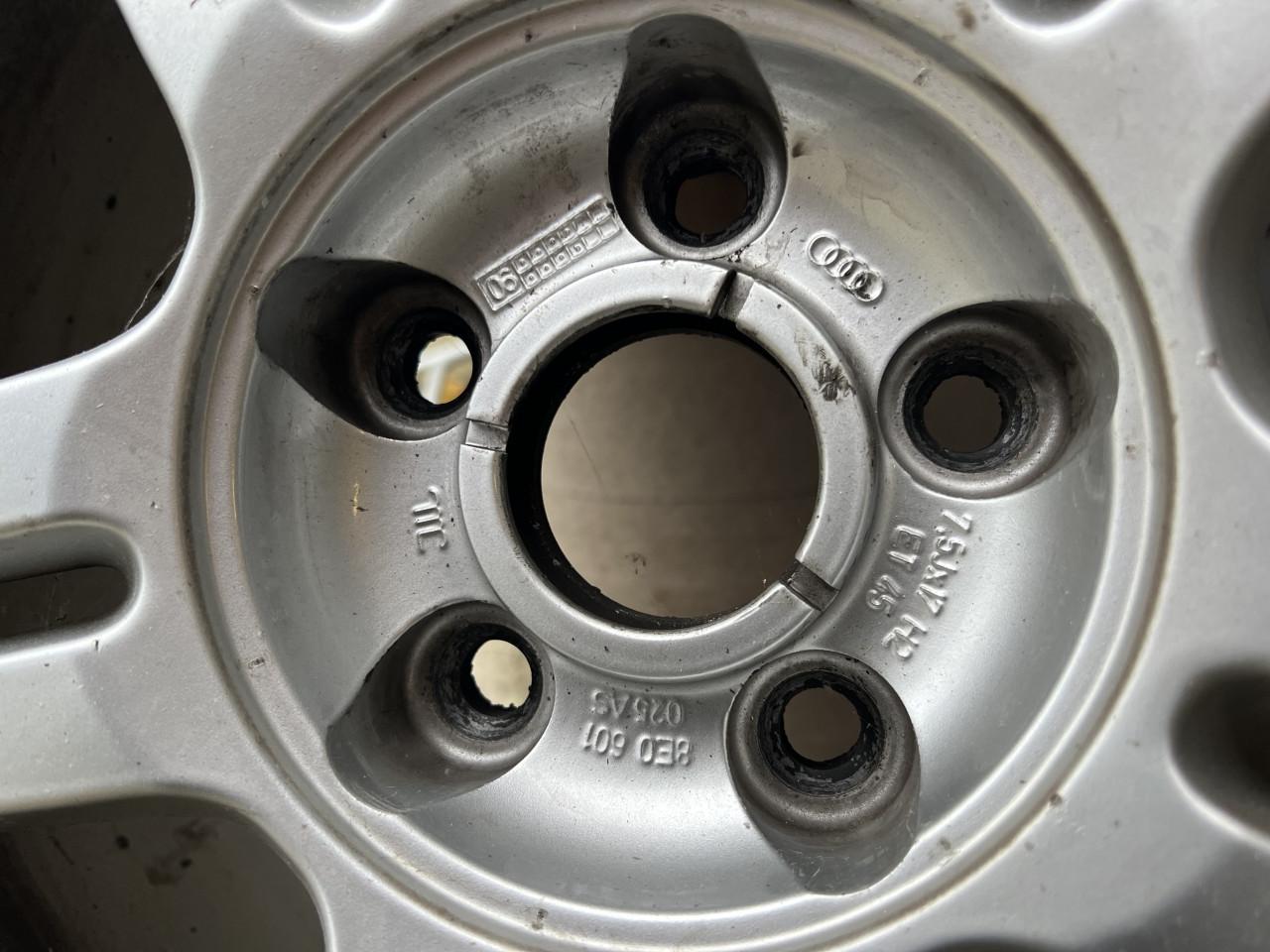 Audi velgen17 inch 4 stuks (5x112)