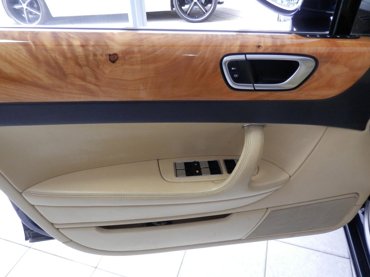 Auto Garant Biedt Aan: Bentley Continental Flying SPUR