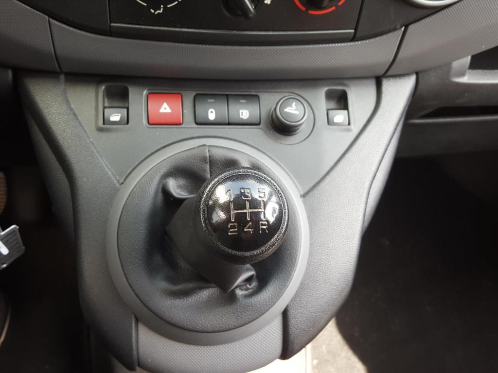 Citroen Berlingo 1.6 100pk benzine 3p navigatie | apple carplay | achterdeu