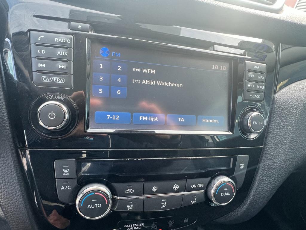 Nissan Qashqai 1.6 tekna, camera, trekhaak enz..