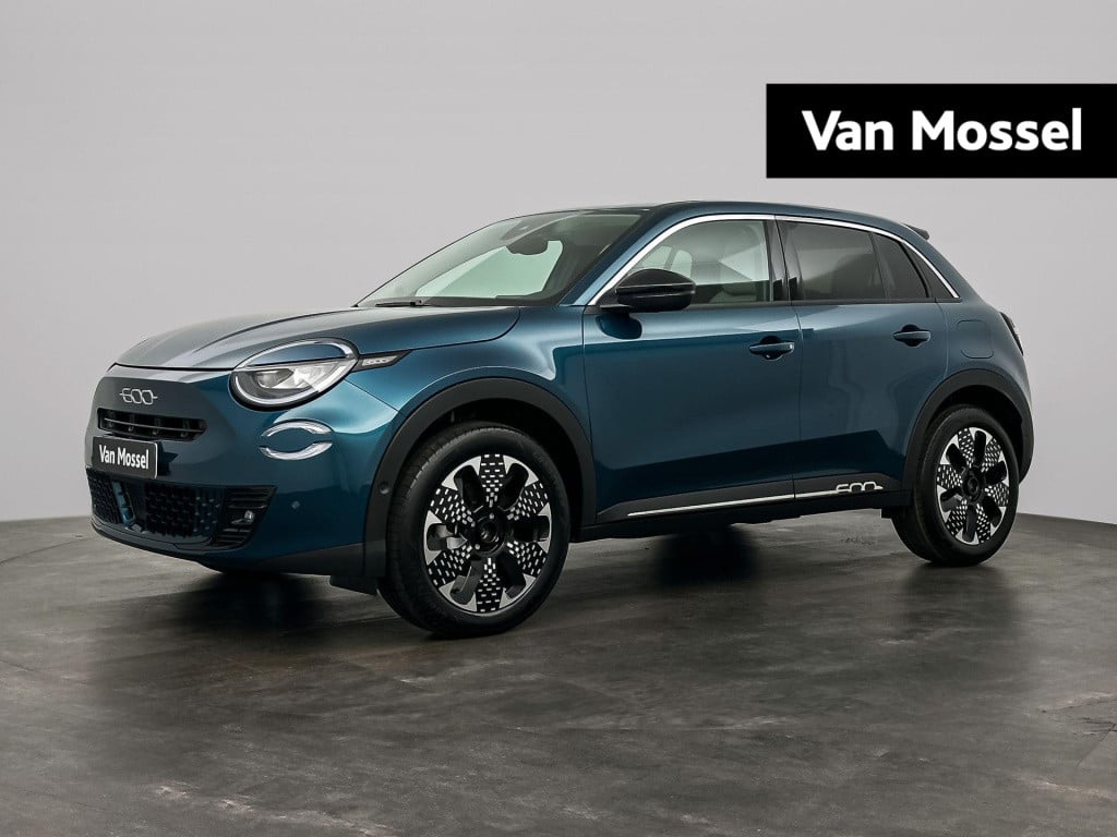 Fiat 600 1.2 hybrid la prima || van mossel vip voordeel || tot 8 jaar garan