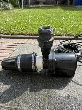 Te koop oase eco  classik 11500 sterke en zuinige Vijverpomp
