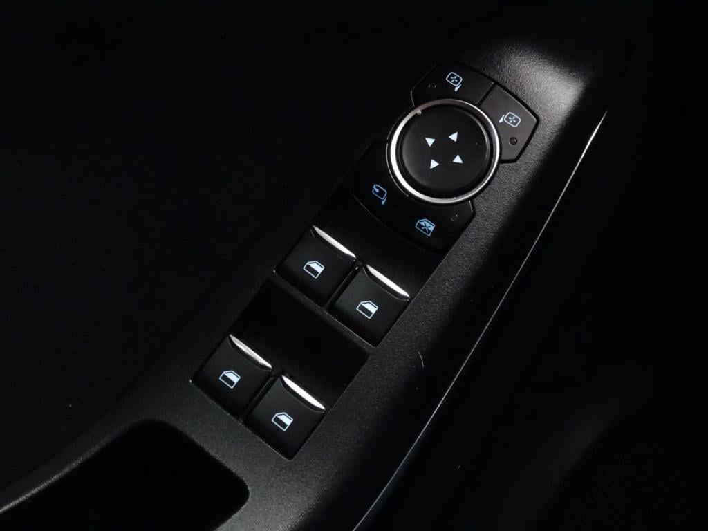 Ford Puma 1.0 ecoboost hybrid st-line x first edition